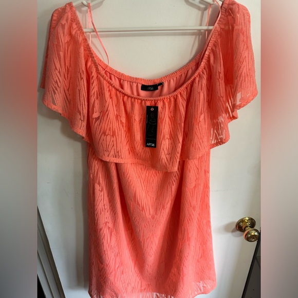 Coral Peach on / off shoulder 2 layer dress - Picture 3 of 10
